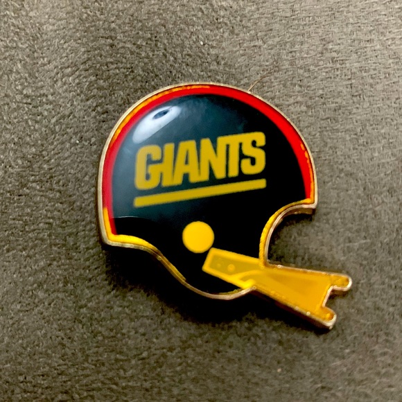 NFL Other - Vintage NY 🏈Giants pin